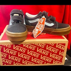 Kids Vans casual shoe. Brand New Never been used.